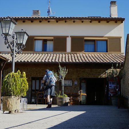 Hostal Camino Del Perdon Uterga 外观 照片
