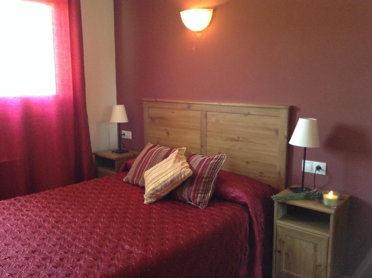 Hostal Camino Del Perdon Uterga 外观 照片