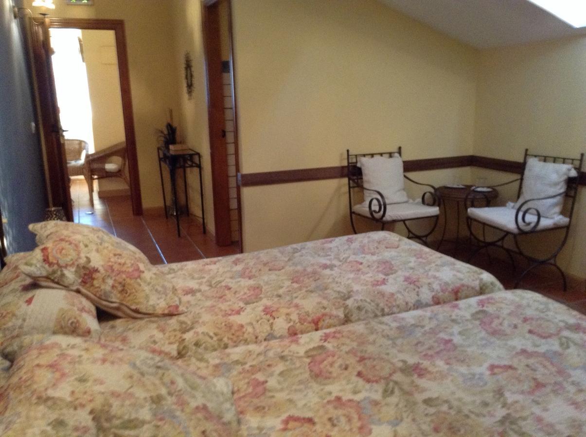 Hostal Camino Del Perdon Uterga 外观 照片